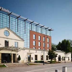 5* Hotel Sheraton Grand