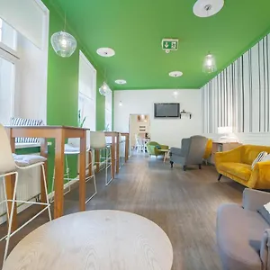  Albergue Dizzy Daisy